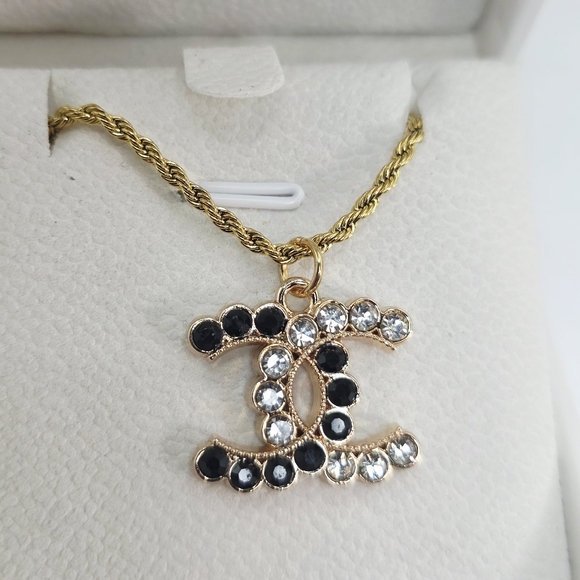 CHANEL Gold Necklace with Black and White Pendant - Picture 1 of 3